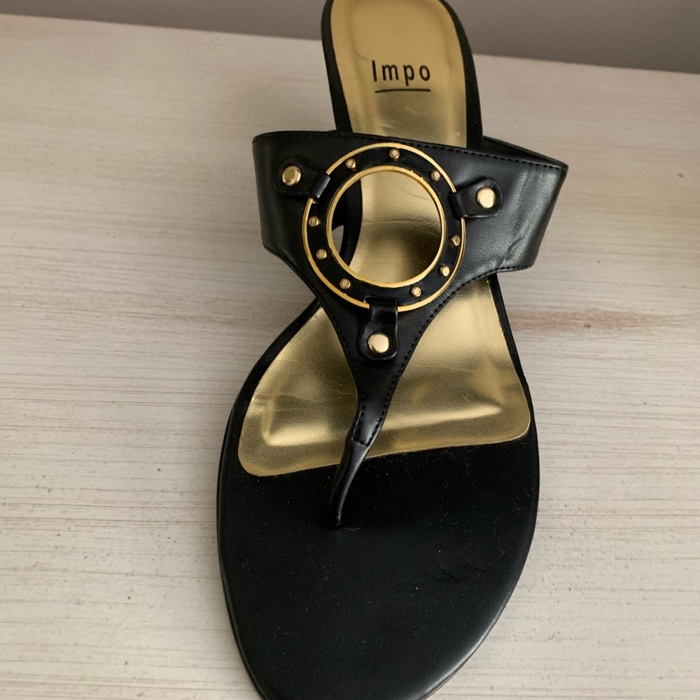 Sandals - Picture 3 of 5